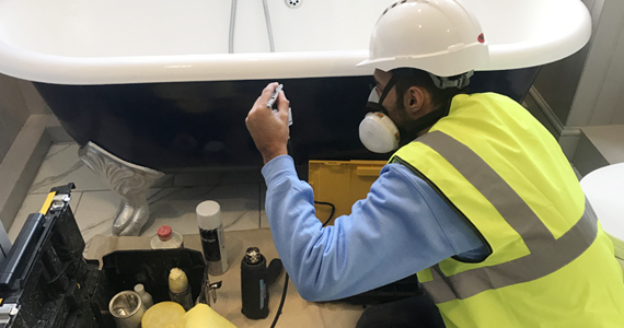 Bath enamel repair Crawley mobile service